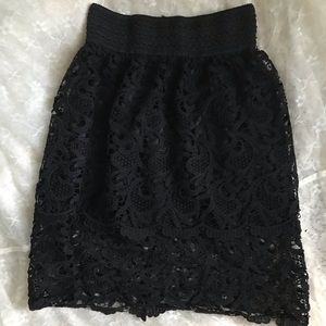 Black lined lace skirt